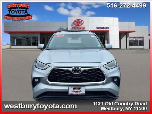 2023 Toyota Highlander LE