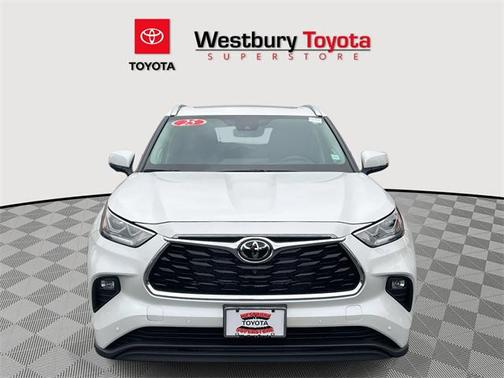 2025 Toyota Highlander Hybrid Limited