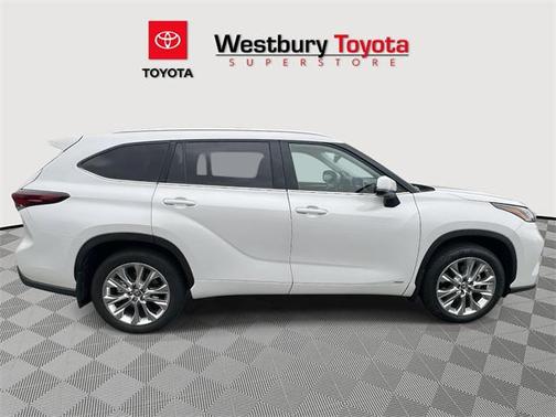 2025 Toyota Highlander Hybrid Limited