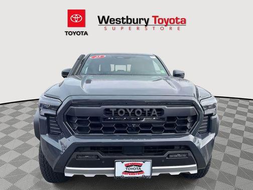 2025 Toyota Tacoma Hybrid Trailhunter