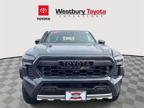 2025 Toyota Tacoma Hybrid Trailhunter