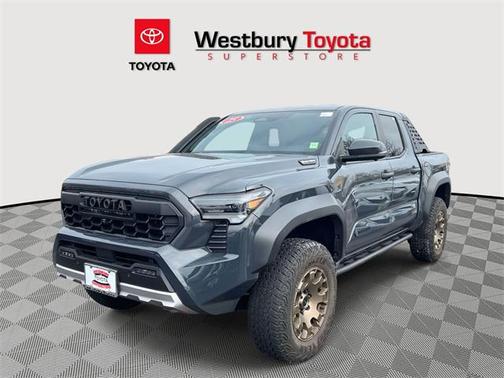 2025 Toyota Tacoma Hybrid Trailhunter