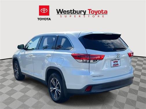 2019 Toyota Highlander LE