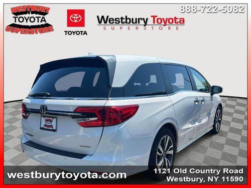 Platinum White Pearl 2023 Honda Odyssey Touring