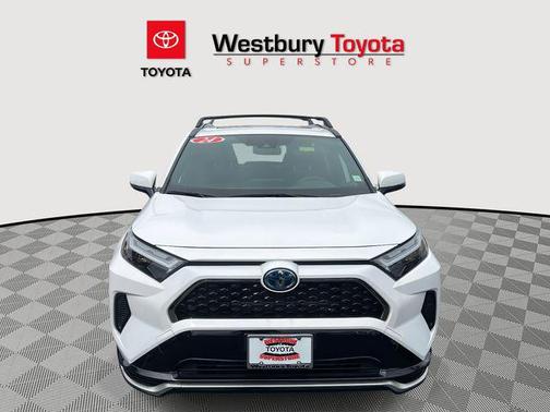 2024 Toyota RAV4 Prime SE