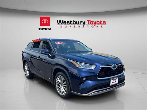 2022 Toyota Highlander Hybrid Platinum