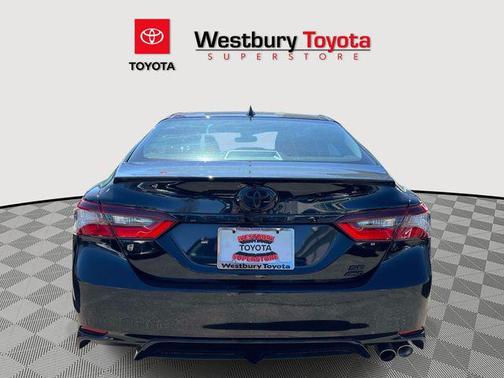 Midnight Black Metallic 2023 Toyota Camry SE