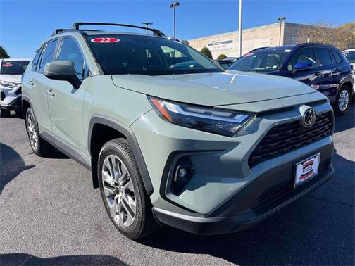 2022 Toyota RAV4 XLE Premium