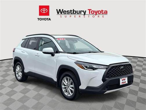 2023 Toyota Corolla Cross LE