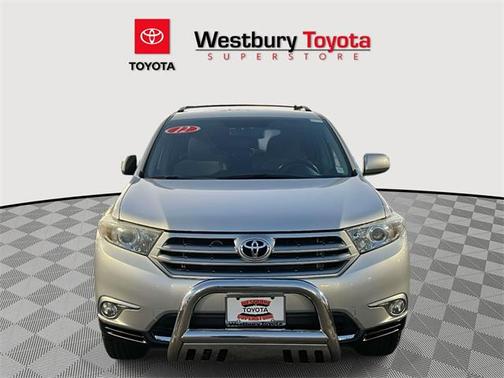 2012 Toyota Highlander SE