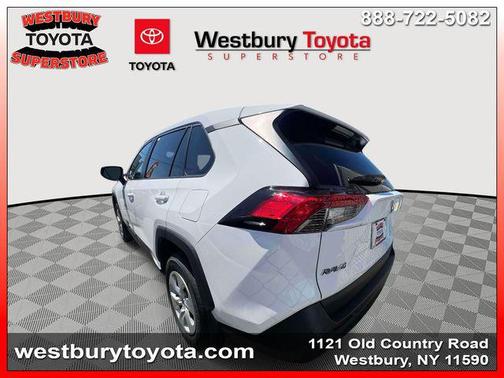 Ice Cap 2024 Toyota RAV4 LE