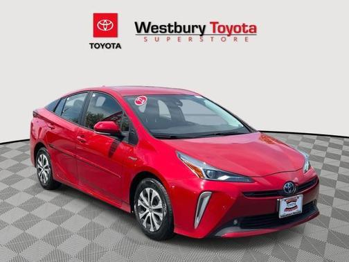 2022 Toyota Prius LE