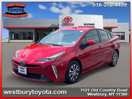 2022 Toyota Prius LE