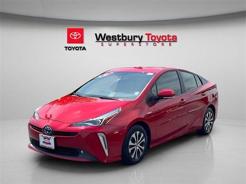 2022 Toyota Prius LE