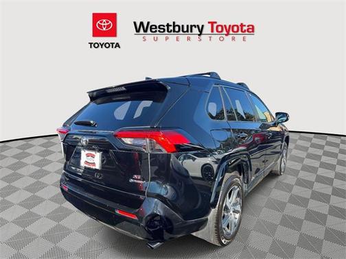 2025 Toyota RAV4 Hybrid SE