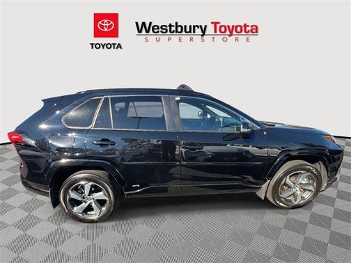 2025 Toyota RAV4 Hybrid SE