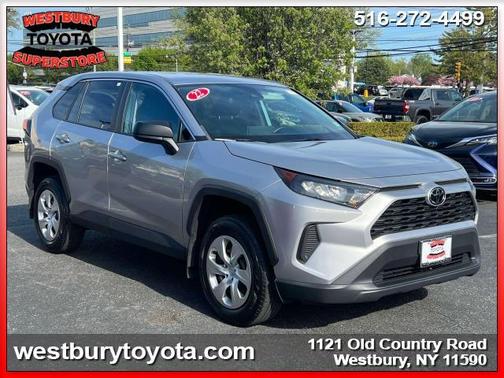 2022 Toyota RAV4 LE
