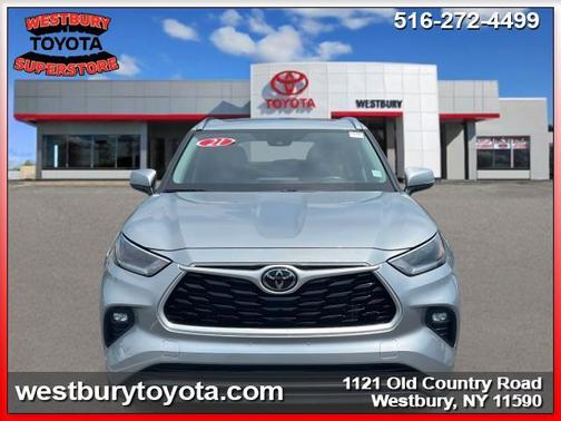 2021 Toyota Highlander XLE