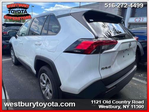 2023 Toyota RAV4 LE