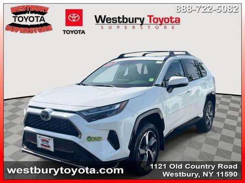 Ice Cap 2025 Toyota RAV4 Hybrid SE