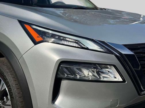 Brilliant Silver Metallic 2023 Nissan Rogue SV