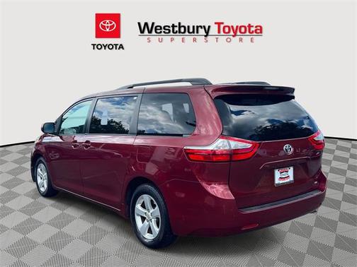 2015 Toyota Sienna LE