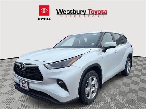 2023 Toyota Highlander LE