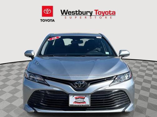 Celestial Silver Metallic 2018 Toyota Camry LE