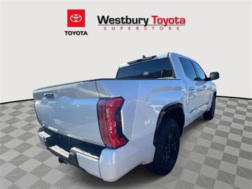 2024 Toyota Tundra Hybrid Platinum