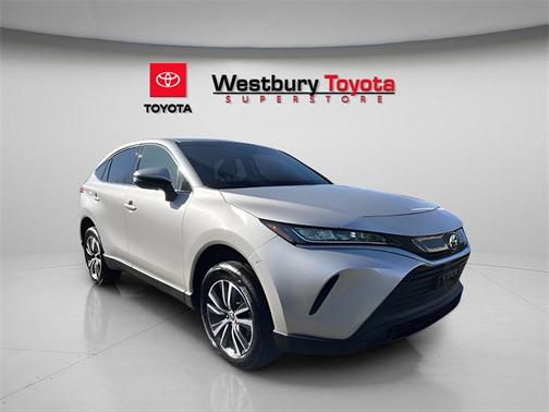 2022 Toyota Venza LE