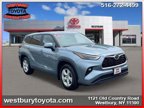 2023 Toyota Highlander LE