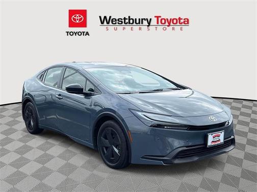 2023 Toyota Prius LE