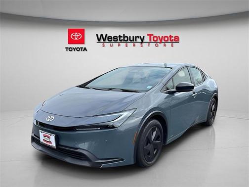 2023 Toyota Prius LE