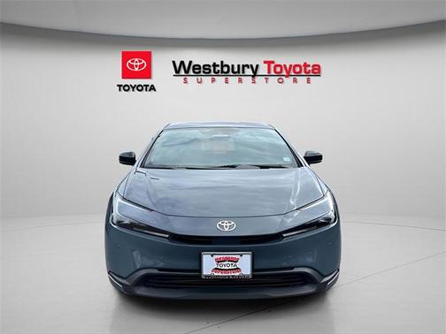 2023 Toyota Prius LE
