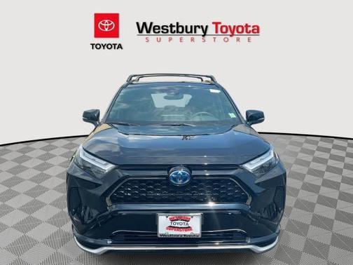 2024 Toyota RAV4 Prime SE