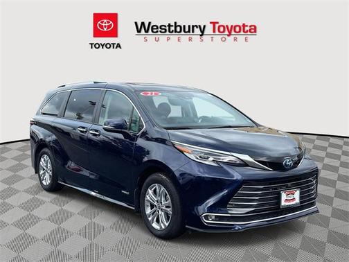 2021 Toyota Sienna Platinum 7 Passenger
