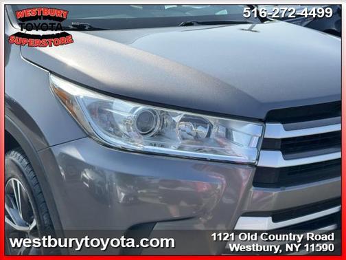 2019 Toyota Highlander LE