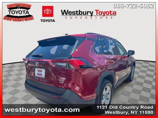 Pearl 2025 Toyota RAV4 XLE