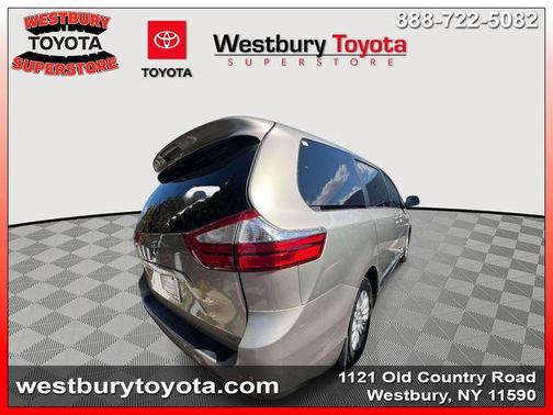 2017 Toyota Sienna XLE Premium