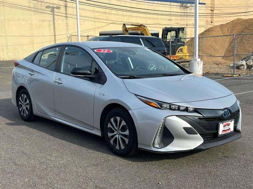 2022 Toyota Prius Prime LE