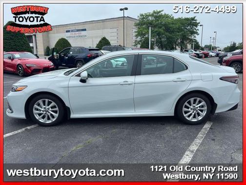 2023 Toyota Camry LE