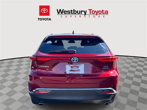 2021 Toyota Venza XLE