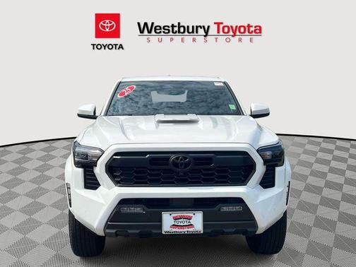 Ice 2025 Toyota Tacoma TRD Sport