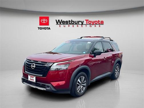 2023 Nissan Pathfinder SL 4WD
