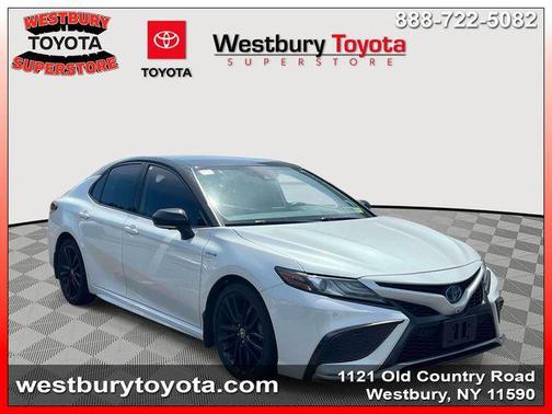Wind Chill Pearl 2021 Toyota Camry XSE