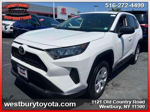 2022 Toyota RAV4 LE