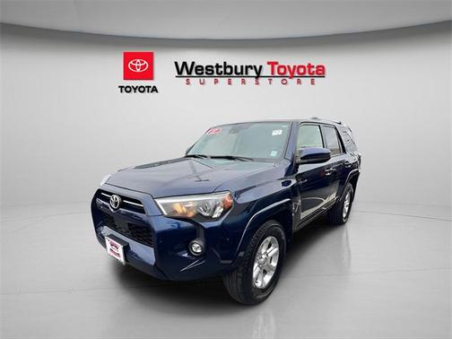 2022 Toyota 4Runner SR5