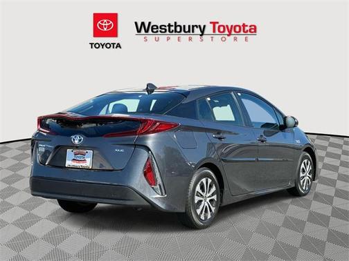 2022 Toyota Prius Prime XLE