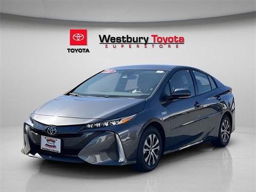 2022 Toyota Prius Prime XLE