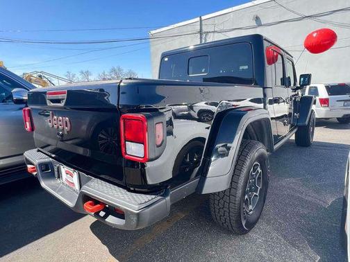 Black Clearcoat 2021 Jeep Gladiator Mojave 4x4